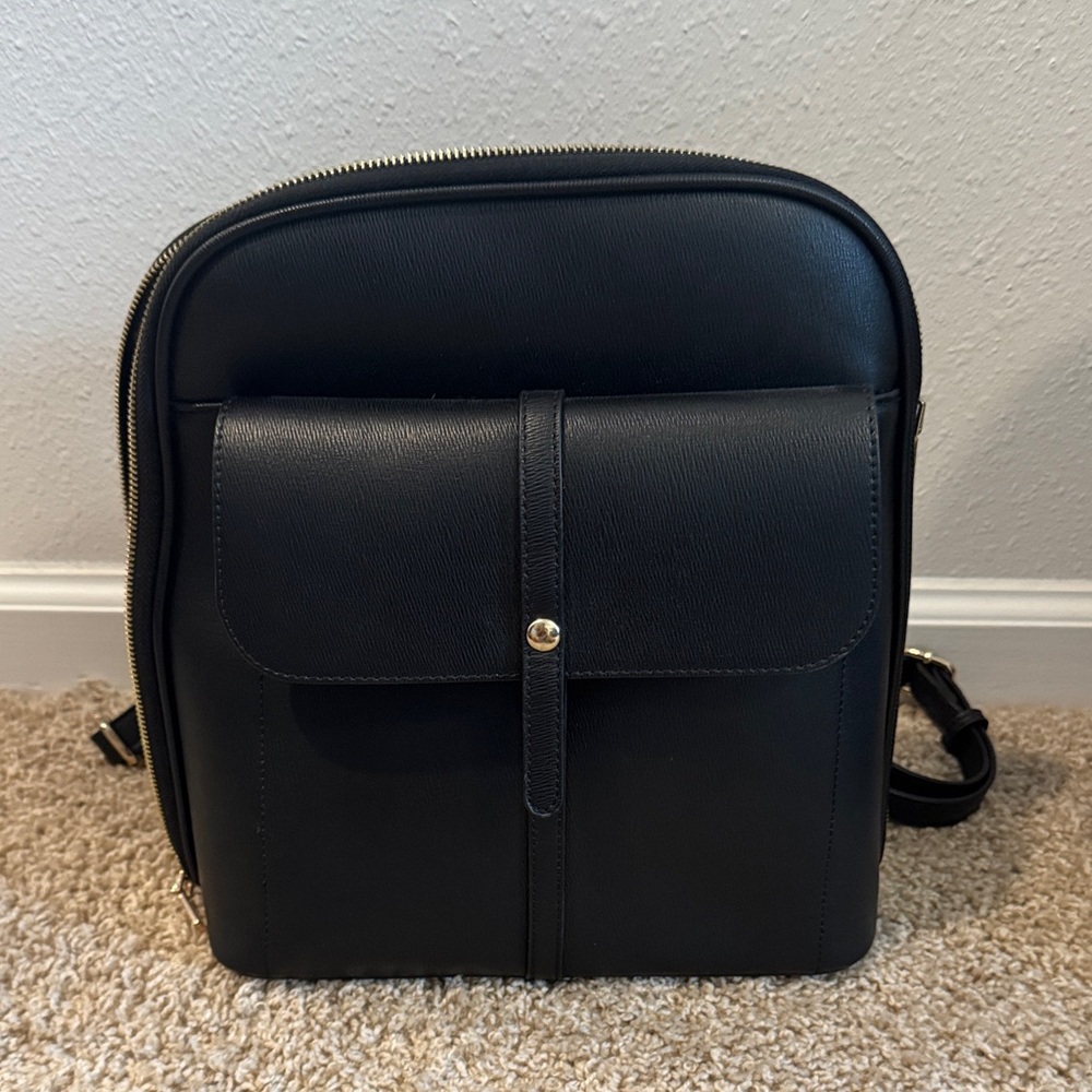 Elegant Black Leather woman’s Backpack